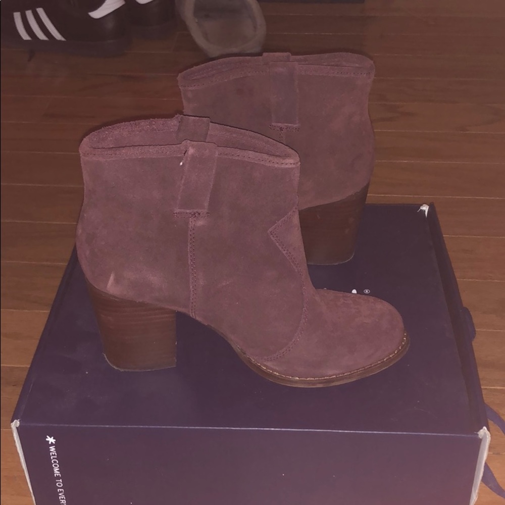 Splendid Suede Booties- Cranberry